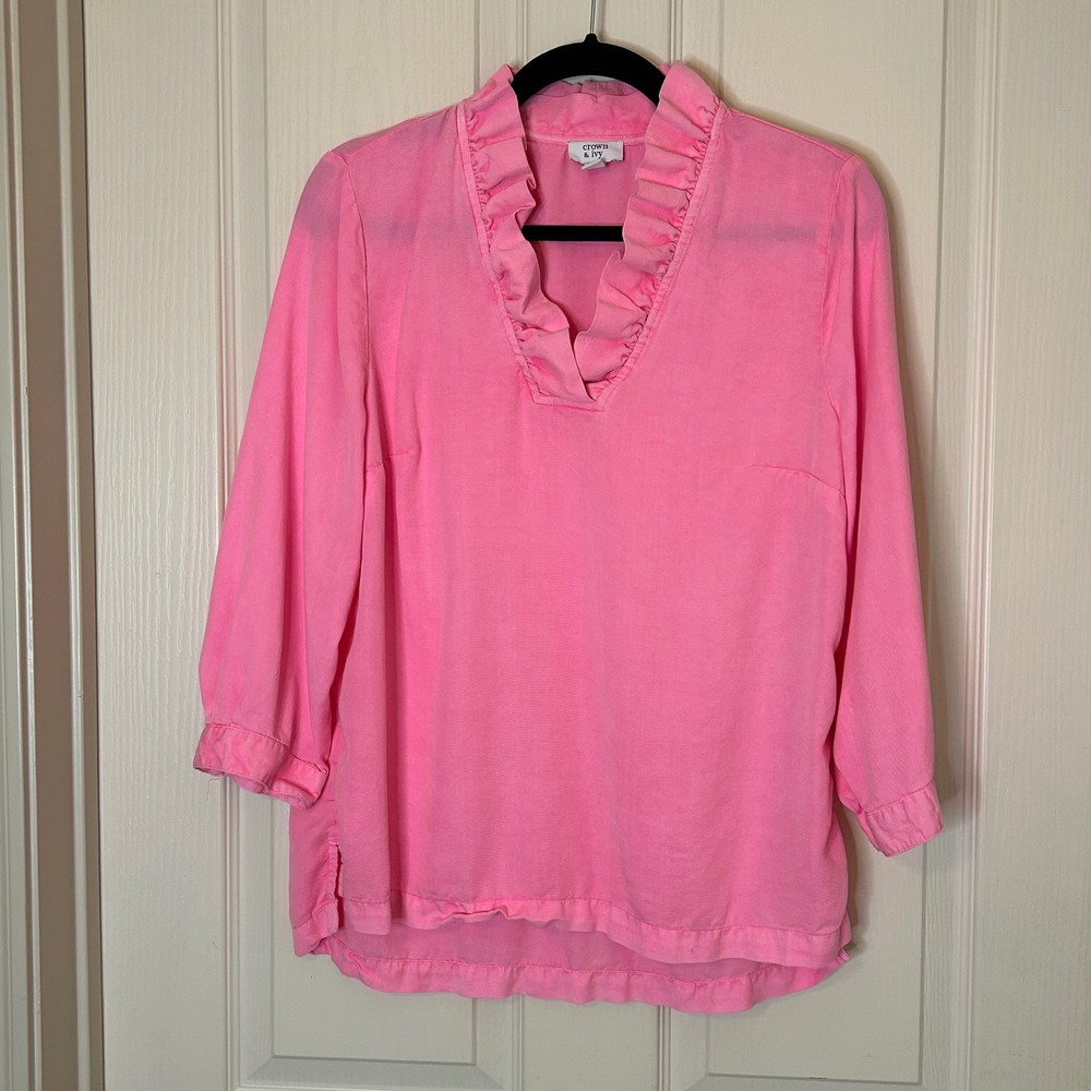 Crown & Ivy neon Pink Ruffled V Neck 3/4 Sleeve Tunic Top Women's Size M